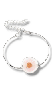 "Cottage Season" Pink Daisy Bracelet