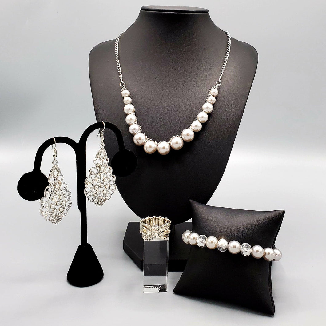 The FASHION Show Must Go On! Silver Pearl and Bling Custom Set