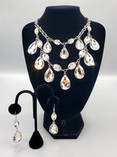 Load image into Gallery viewer, The Sarah 2020 Signature Zi Collection Necklace and Earrings
