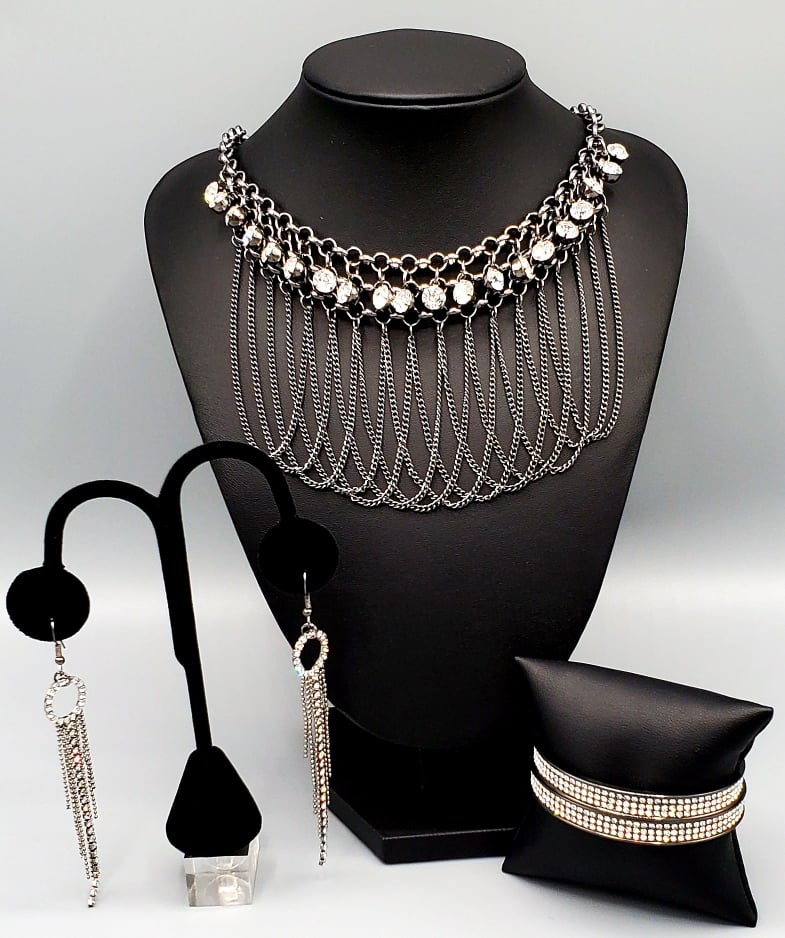 Flaunt Your Fringe Black and Bling Custom Set