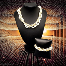 Load image into Gallery viewer, &quot;Royal Reminiscence&quot; Jewelry Set
