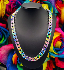 "Vivid Link" Necklace (Two sizes to choose from)
