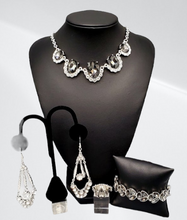 Load image into Gallery viewer, &quot;The Queens Demands&quot; Jewelry Set
