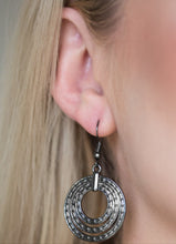 Load image into Gallery viewer, Open Plains Black Earrings
