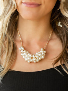Grandiose Glimmer White Pearl Necklace and Earrings