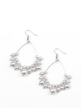 Load image into Gallery viewer, 5th Avenue Appeal Silver Pearl Earrings
