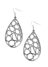 Load image into Gallery viewer, Reshaped Radiance Black Earrings
