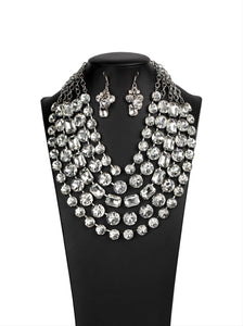 Irresistible 2020 Zi Collection Necklace and Earrings