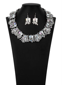 "Extraordinary" Necklace and Earrings