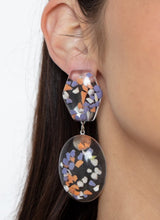 Load image into Gallery viewer, Flaky Fashion Orange Earrings
