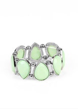 Load image into Gallery viewer, Flamboyant Tease Green Bracelet
