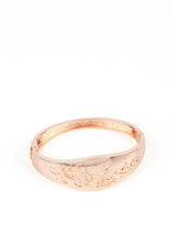 Load image into Gallery viewer, Fond of Florals Rose Gold Bracelet
