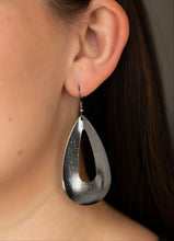 Load image into Gallery viewer, Hand It OVAL! Black Earrings
