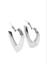Load image into Gallery viewer, Shape Your Heart Earrings
