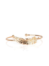 Load image into Gallery viewer, How Do You Like This FEATHER? Gold Bracelet
