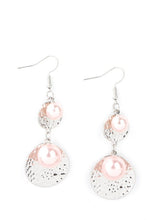 Load image into Gallery viewer, Pearl Dive Pink Earrings
