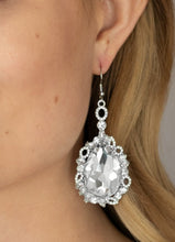 Load image into Gallery viewer, Royal Recognition Bling Earrings
