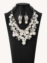 Load image into Gallery viewer, &quot;The Empress&quot; Necklace and Earrings
