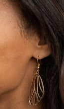 Load image into Gallery viewer, &quot; Butterfly Wings&quot; Earrings
